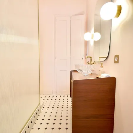 Apartament - Atypique - Ancien Manoir *