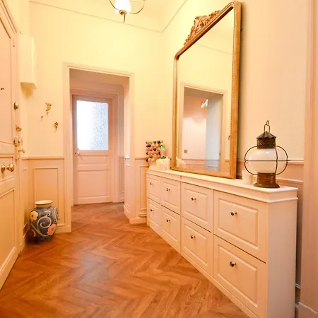 - Atypique - Ancien Manoir Anglet