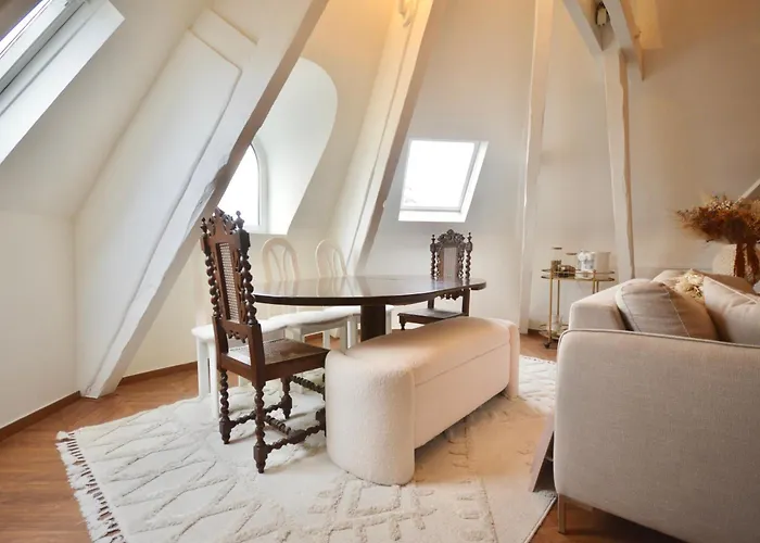 - Atypique - Ancien Manoir Appartement