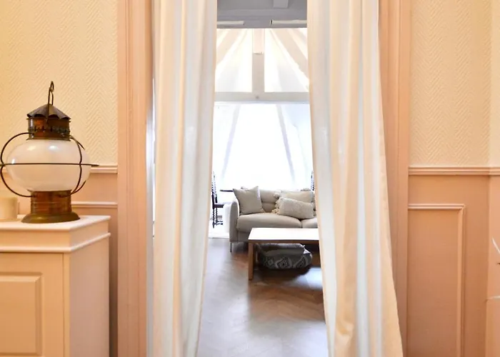 - Atypique - Ancien Manoir Appartement Anglet
