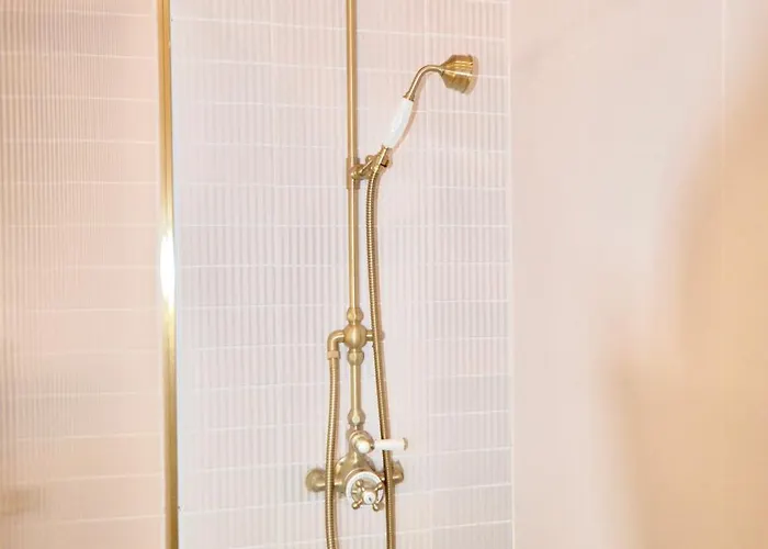 Appartement - Atypique - Ancien Manoir