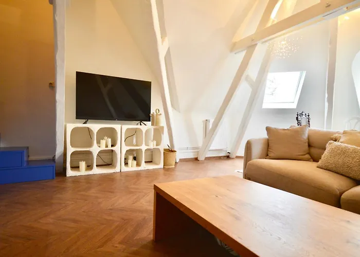 Appartement - Atypique - Ancien Manoir *