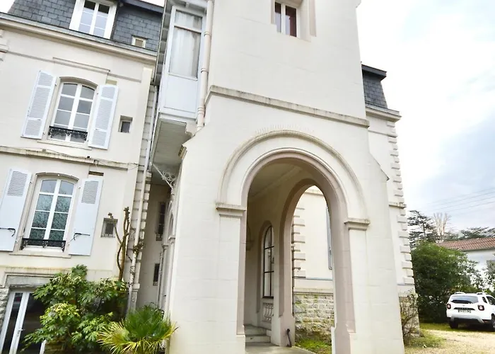 - Atypique - Ancien Manoir Appartement *
